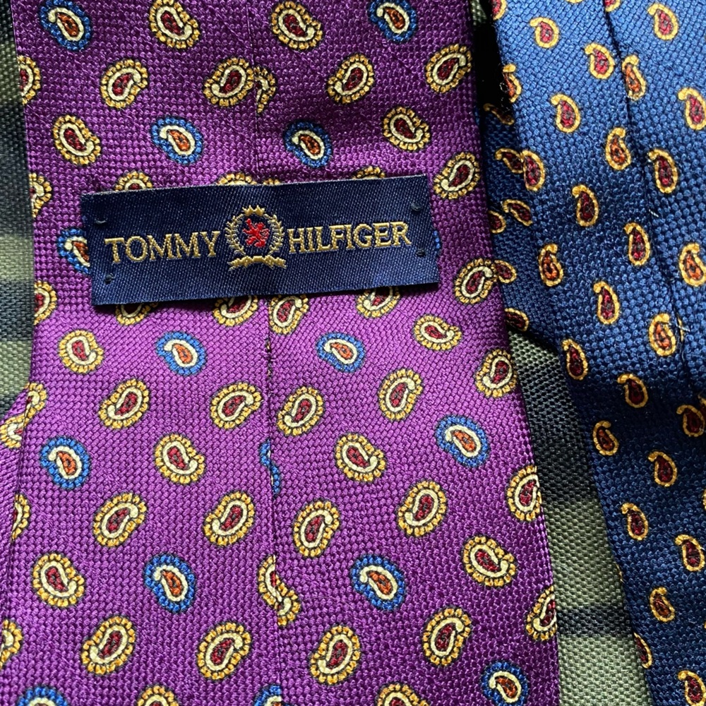 Tommy Hilfiger Purple and Blue Patterned Tie made in Italy - Silk
